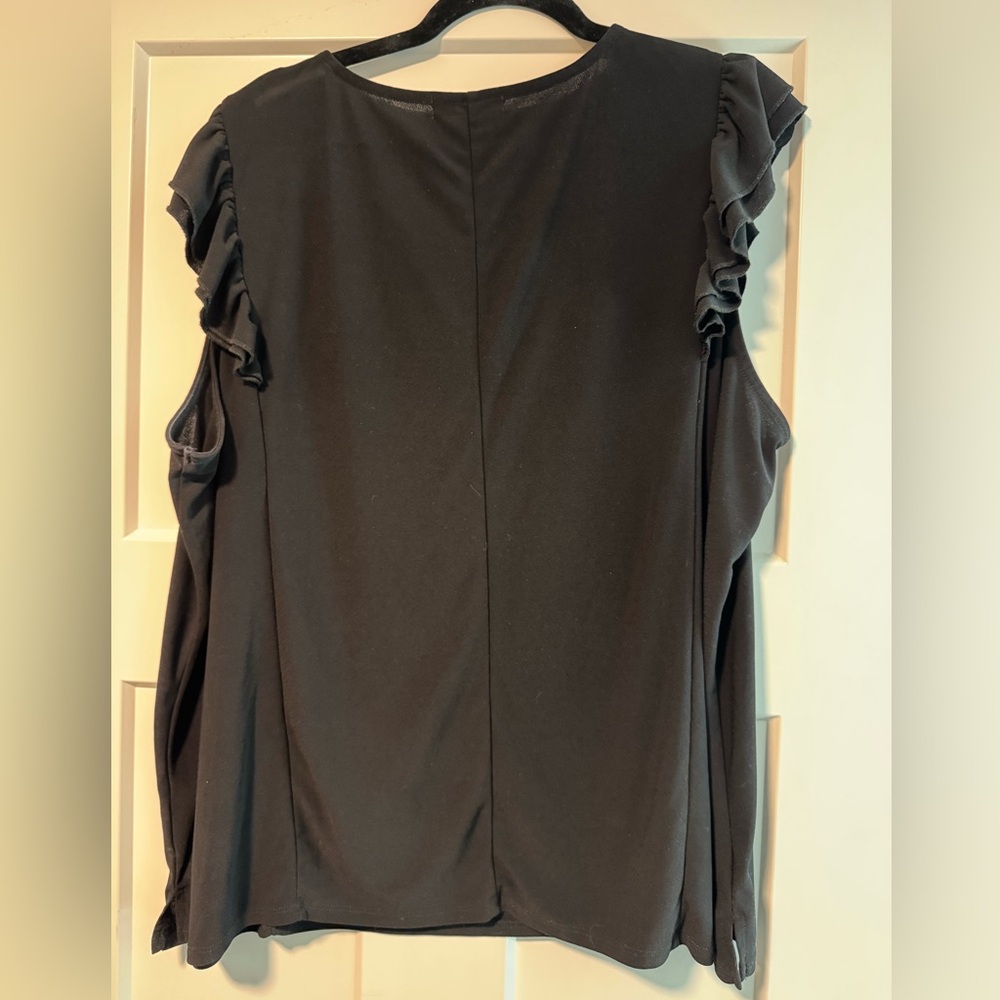 89th & Madison Black Ruffle Sleeve Blouse - Picture 3 of 5